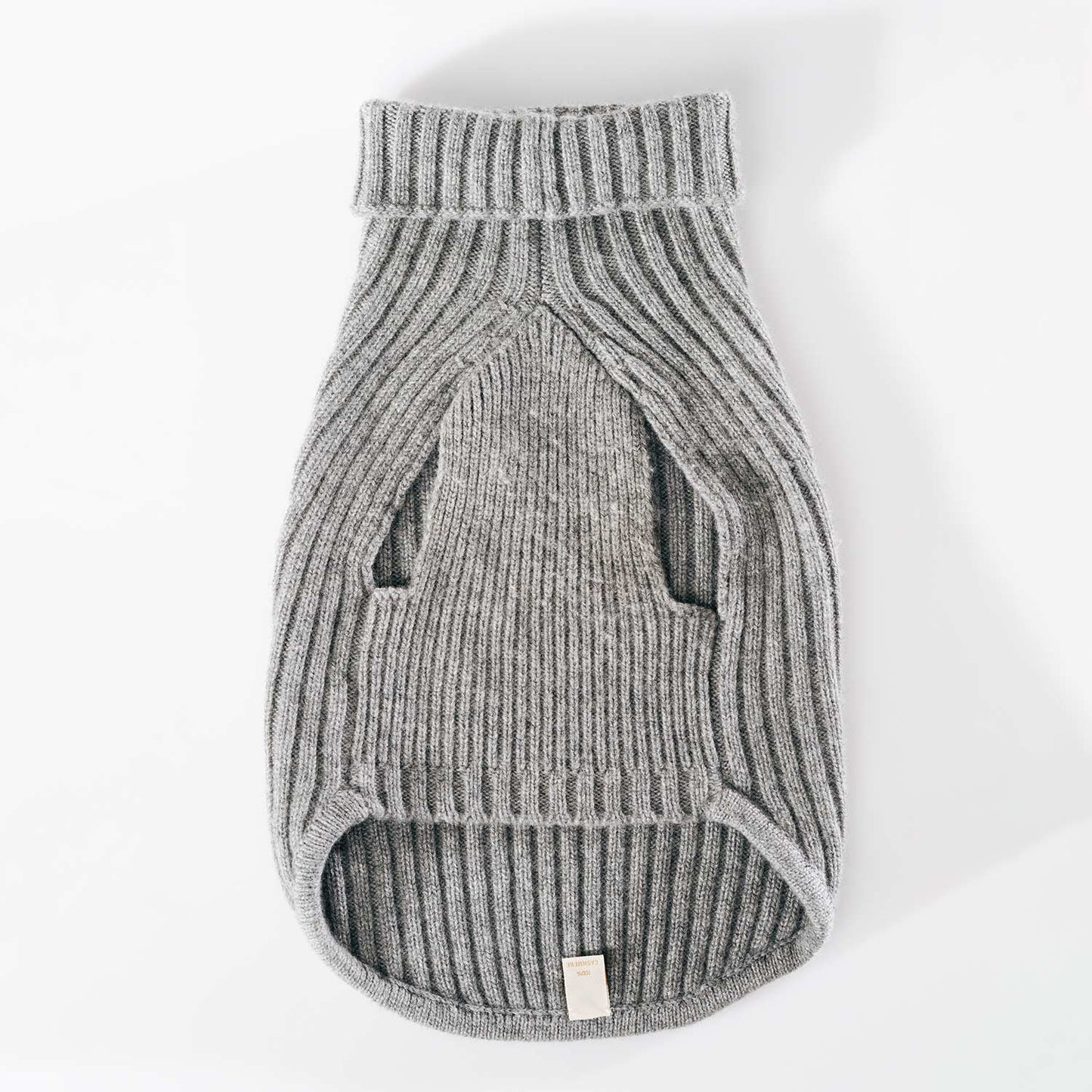 Diamond cable knit-roayla blue-dog sweater – front view