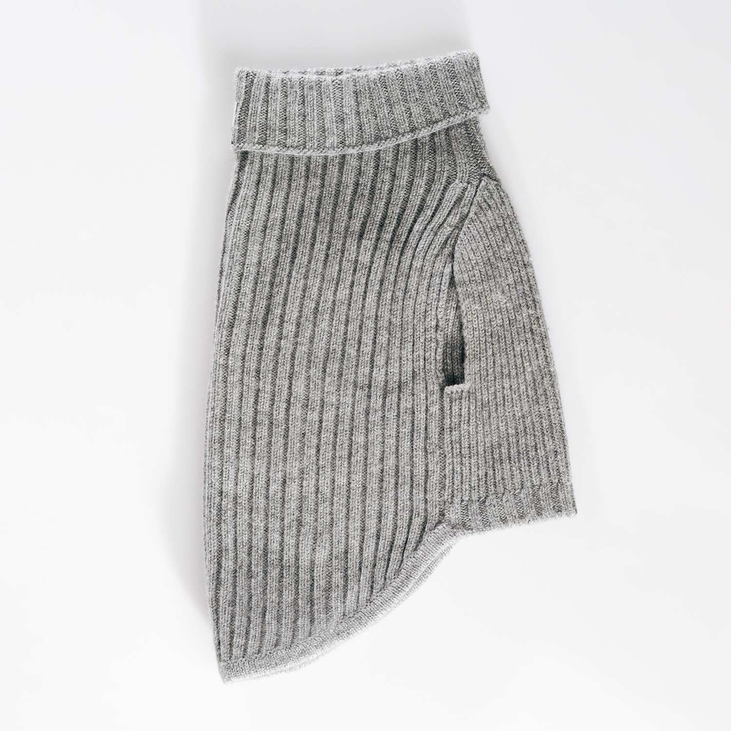 Side view of diamond cable knit-royal blue- cashmere dog sweater